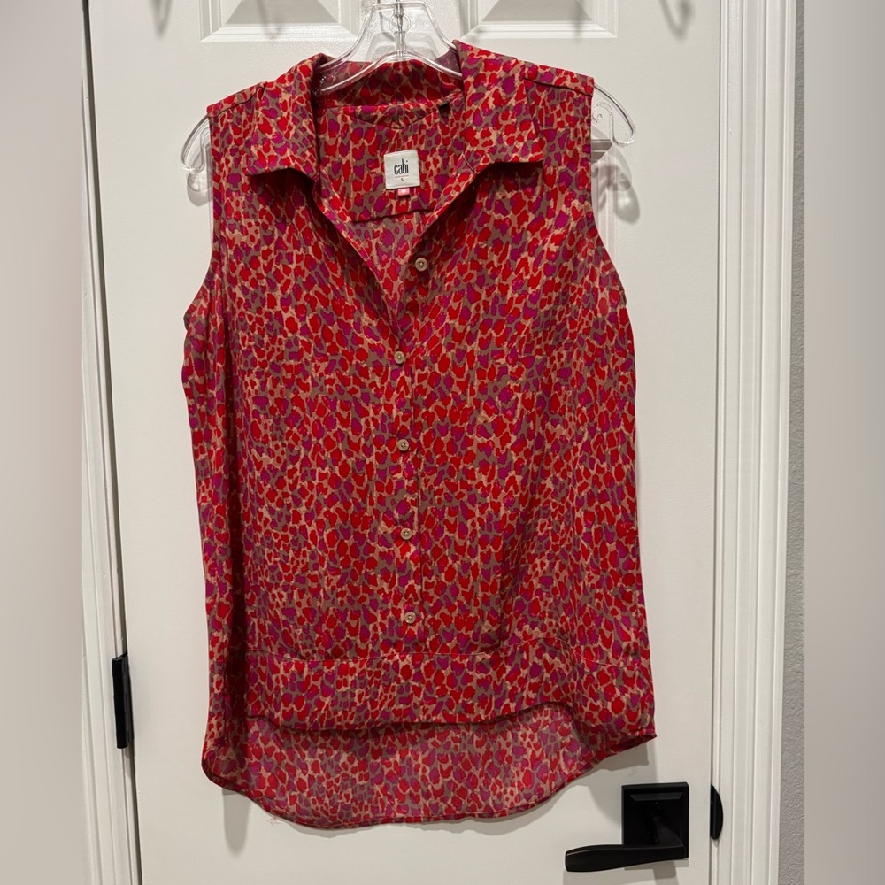 Sleeveless top
